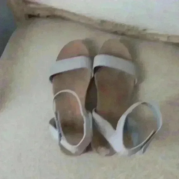 LUCKY Brand Women's Sandals - Picture 3 of 10